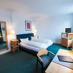Schloss Neuburg - Hoftaferne Hotel Neuburg am Inn